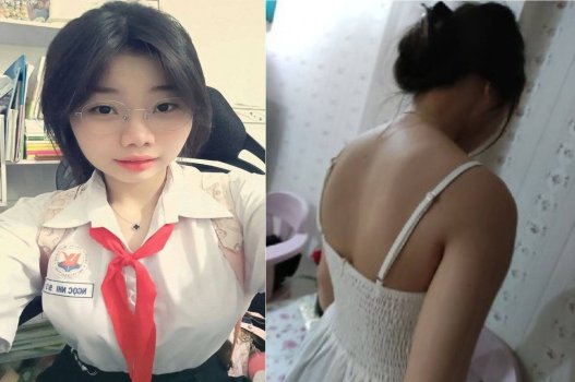 Em học trò khoe hàng cho anh xem